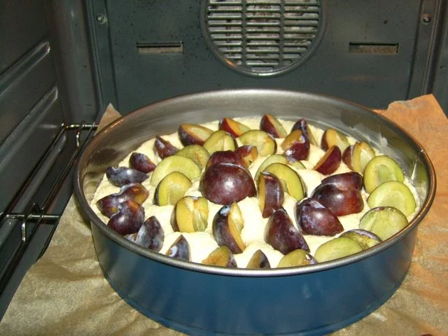 Pflaumenkuchen mit Marzipanaroma - Rezept - Bild Nr. 2