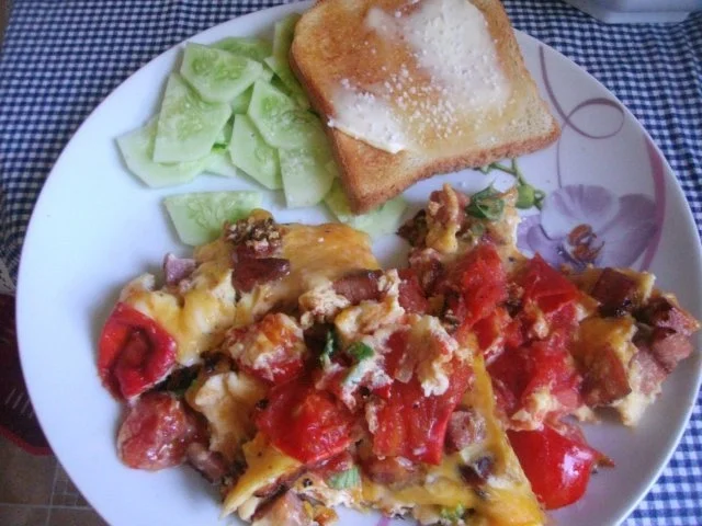 +++ Cabanossi +Tomaten - Rührei +++ - Rezept - Bild Nr. 6