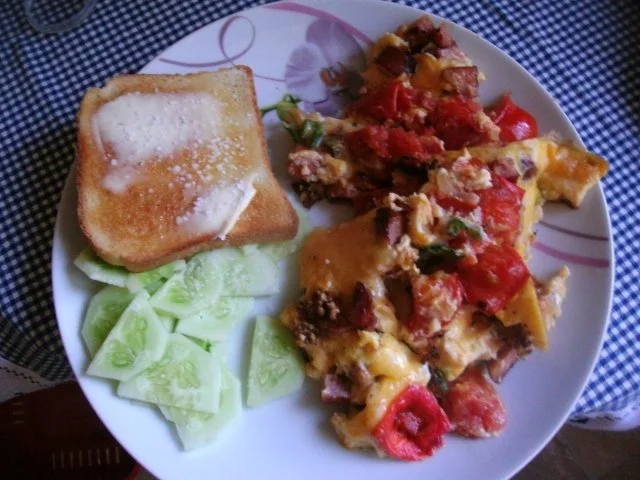 +++ Cabanossi +Tomaten - Rührei +++ - Rezept - Bild Nr. 8