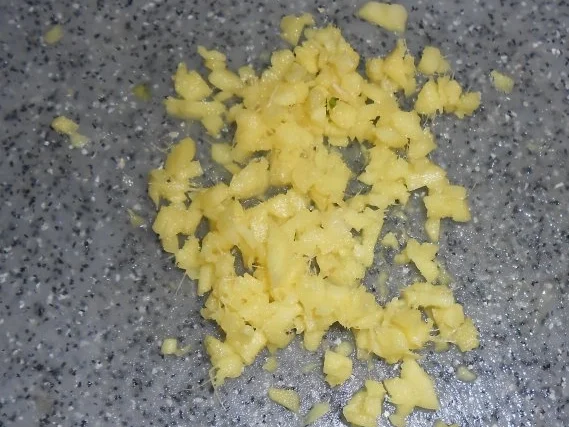 Knackiger Salat mit einem Orangen-Ingwer-Dressing - Rezept - Bild Nr. 7