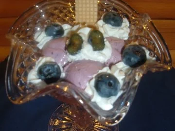 Eis : Heidelbeere mit Zitronenmelisse - Rezept - Bild Nr. 2