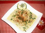 Rezept: Zucchini-Hack-Käsesuppe Zucchini-Hack-Käsesuppe - Rezept