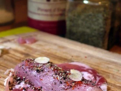 Hähnchenbrust in Pancetta auf sommerlichem Salat - Rezept - Bild Nr. 2