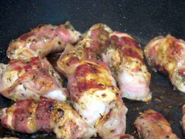 Hähnchenbrust in Pancetta auf sommerlichem Salat - Rezept - Bild Nr. 13