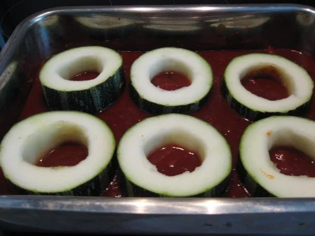 Rezept: Zucchini-Hackfleisch-Törtchen Bild Nr. 5 Zucchini-Hackfleisch-Törtchen - Rezept - Bild Nr. 5