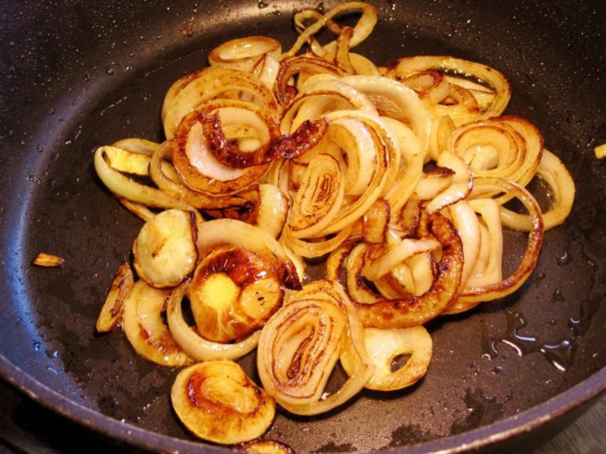 Bratkartoffeln, grüne Bohnen und Zwiebelsteaks - Rezept - Bild Nr. 5