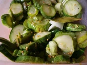 Einmachen - Schnelle Gewürzgurken in Scheiben - Rezept