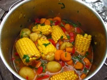 Maiskolben in aromatischem Sommergemüse - Rezept - Bild Nr. 2