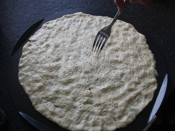 Rezept: Grillpizza Bild Nr. 4 Grillpizza - Rezept - Bild Nr. 4