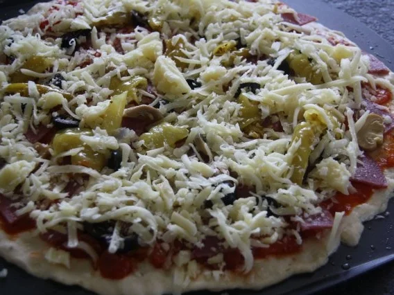 Rezept: Grillpizza Bild Nr. 5 Grillpizza - Rezept - Bild Nr. 5