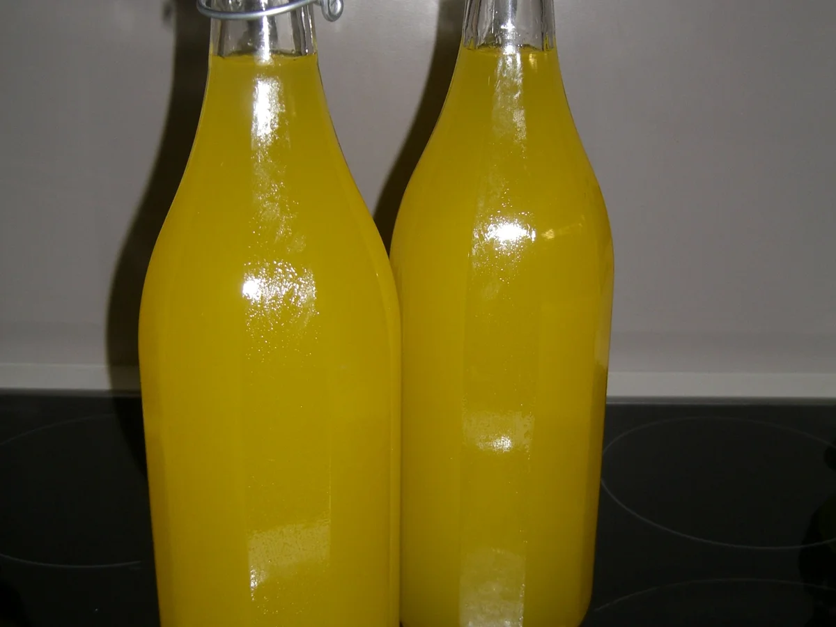 Orangen-Likör - Rezept - Bild Nr. 14649