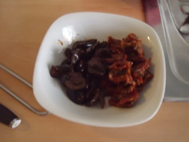 Rezept: Oliven Tomaten Focaccia Bild Nr. 3 Oliven Tomaten Focaccia - Rezept - Bild Nr. 3