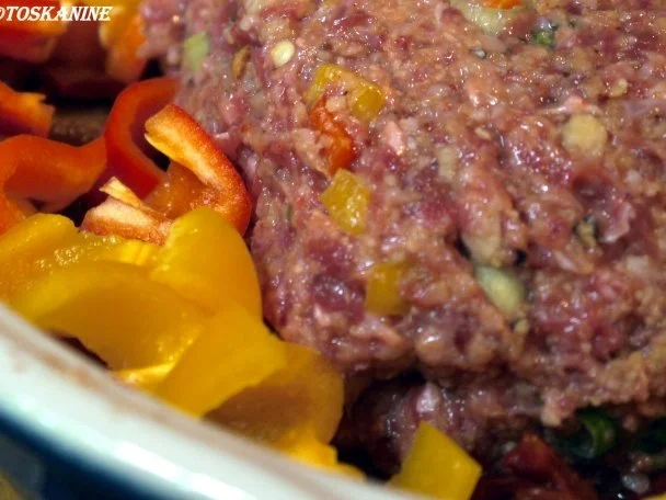 Hackbraten mit Paprika-Gemüse-Sauce - Rezept - Bild Nr. 6