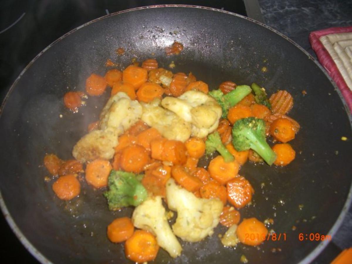 feine Kalbsteaks mit Gemüse und Bratkartoffeln - Rezept - Bild Nr. 3