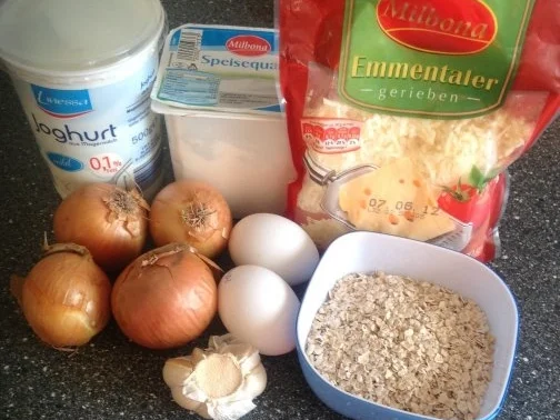 Rezept: Zwiebel - Haferflocken - Schnitten Bild Nr. 2 Zwiebel - Haferflocken - Schnitten - Rezept - Bild Nr. 2