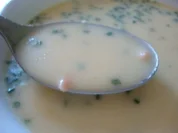 Sommerliches Gurkensüppchen mit Räucherlachs - Rezept