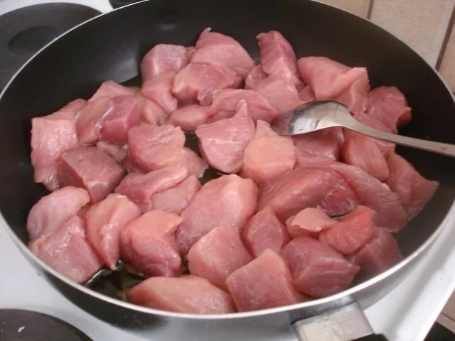 Paprika-Gulasch mit Sellerie-Kartoffelstampf - Rezept - Bild Nr. 6