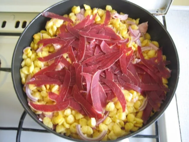 Knöpflepfanne Rustikal - Rezept - Bild Nr. 7