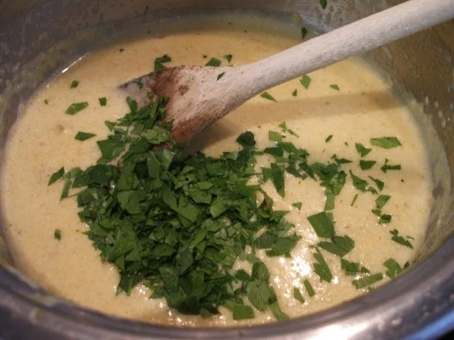 Rezept: Suppen: Polentasüppchen mit Mozzarella-Croutons Bild Nr. 6 Suppen: Polentasüppchen mit Mozzarella-Croutons - Rezept - Bild Nr. 6