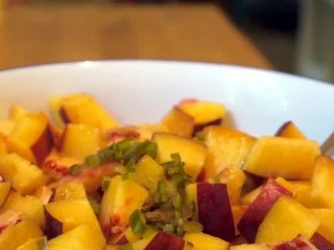 Rezept: Pfirsich-Bulgur-Salat Bild Nr. 4 Pfirsich-Bulgur-Salat - Rezept - Bild Nr. 4