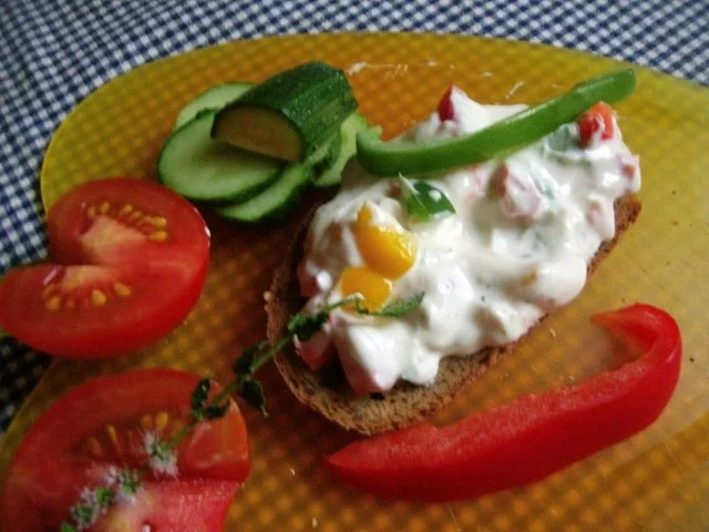 Sommerlicher Paprika - Joghurt Quark - Rezept - Bild Nr. 9