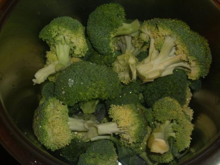 Broccoli Hack Käse Suppe - einfach - von Hoenowbear