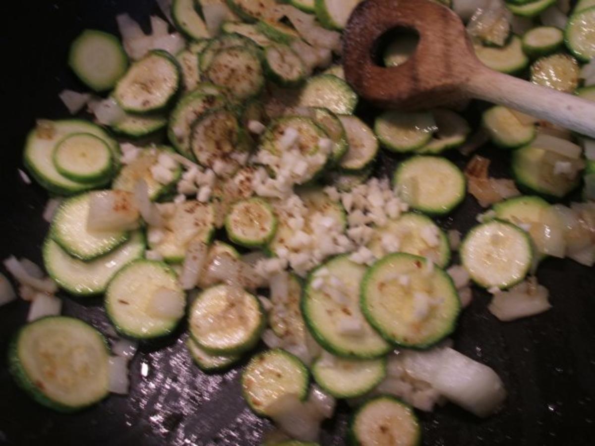 Pasta: Capellini con Verdura di Zucchini - Rezept - kochbar.de