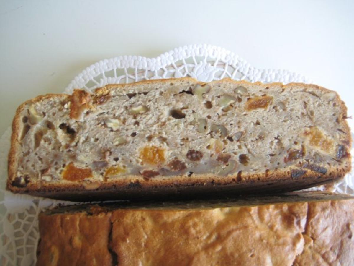 Bilder für Bananenbrot mit Bananen sehr reif grosse und Aprikosen getrocknet - Rezept