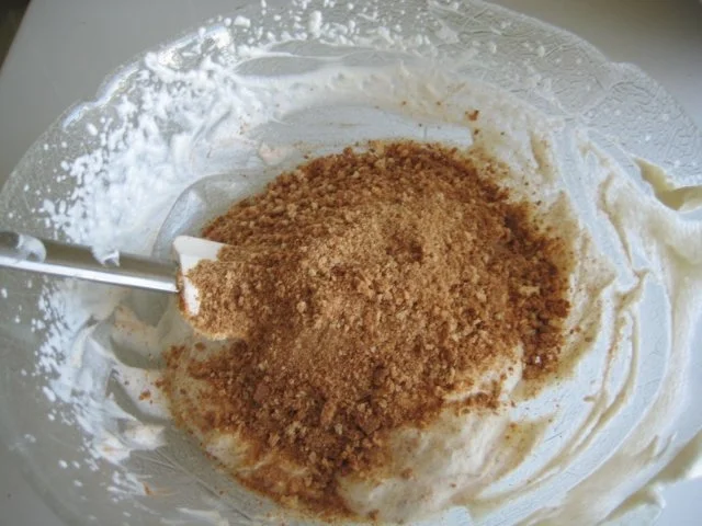 Rezept: Kirschen-Amaretti Parfait Bild Nr. 15 Kirschen-Amaretti Parfait - Rezept - Bild Nr. 15