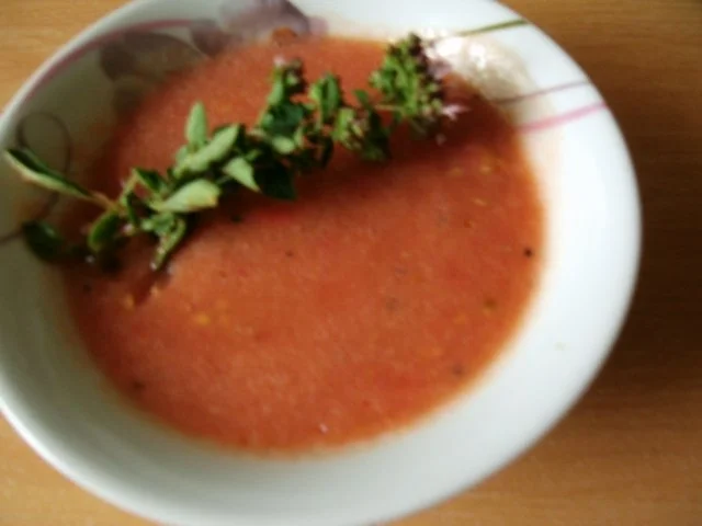 Rezept: Kräuter Hähnchenschenkel mit kaltem Tomatendip Bild Nr. 10 Kräuter Hähnchenschenkel mit kaltem Tomatendip - Rezept - Bild Nr. 10