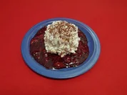 Bremer Kapuzinertörtchen mit roter Grütze - Rezept