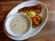 "Knusper- Fischfilet mit Kräuter-Speck-Soße" - Rezept