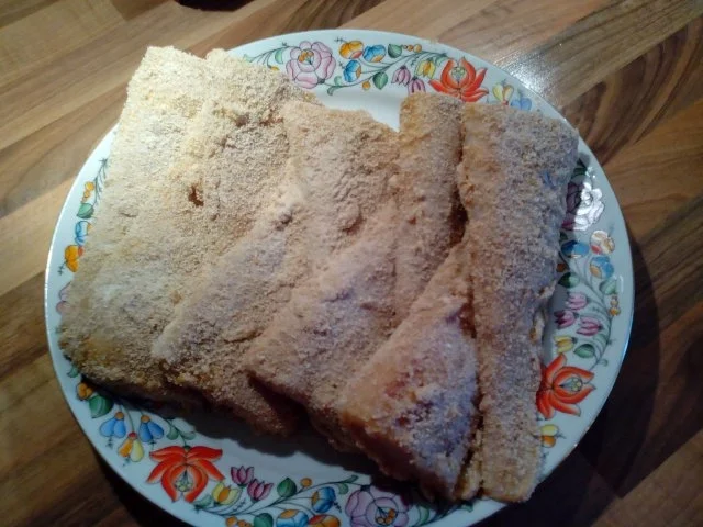 Rezept: "Knusper- Fischfilet mit Kräuter-Speck-Soße" Bild Nr. 3 "Knusper- Fischfilet mit Kräuter-Speck-Soße" - Rezept - Bild Nr. 3