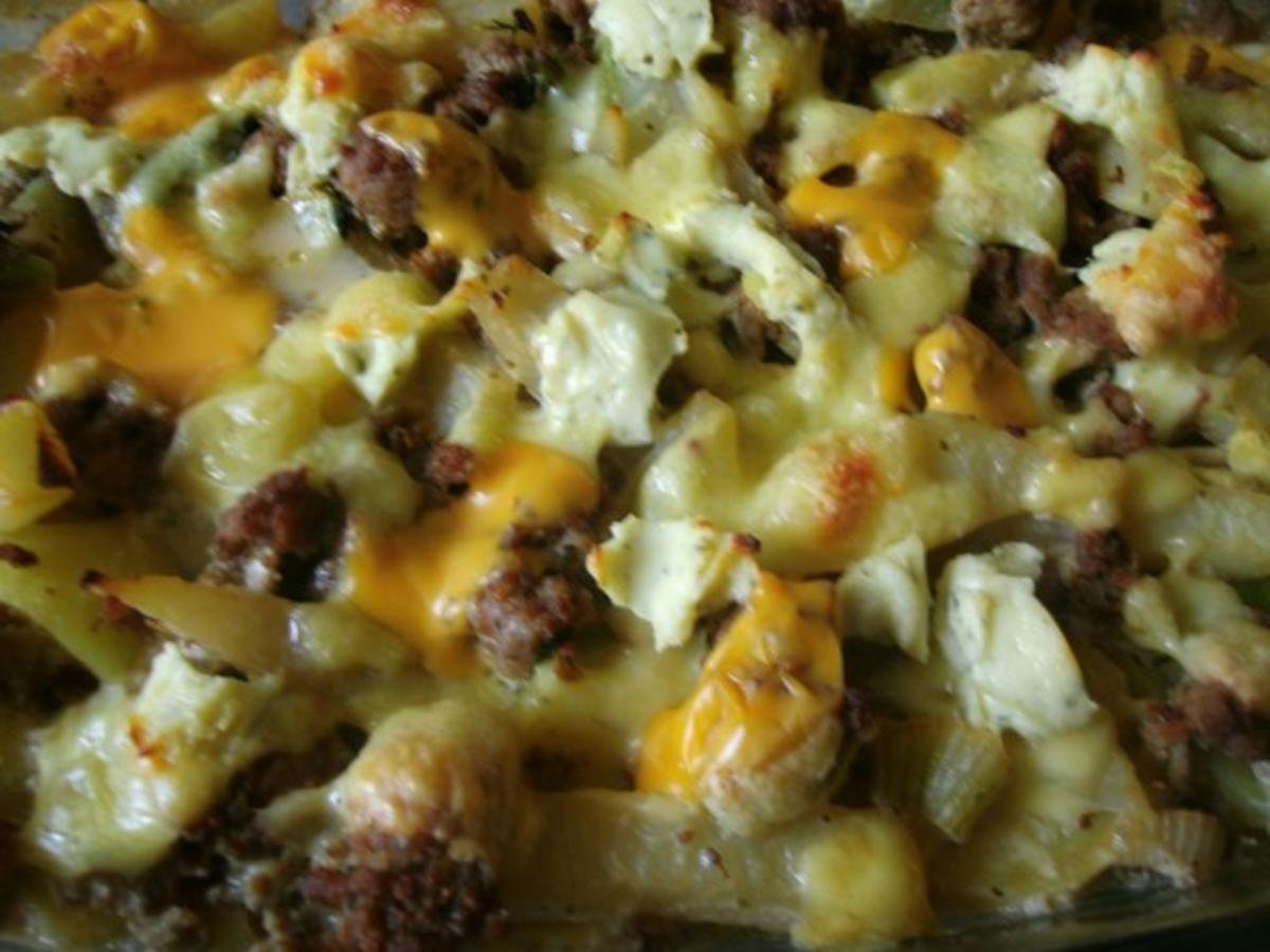 Kartoffel - Kohlrabi Gratin mit  Frischkäse - Hackfleischsauce - Rezept - Bild Nr. 2