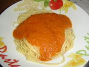 Spaghetti  mit Paprikasoße - Rezept