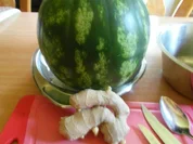 gegrillte Melone karamelisiert mit Vanille-Eis - Rezept