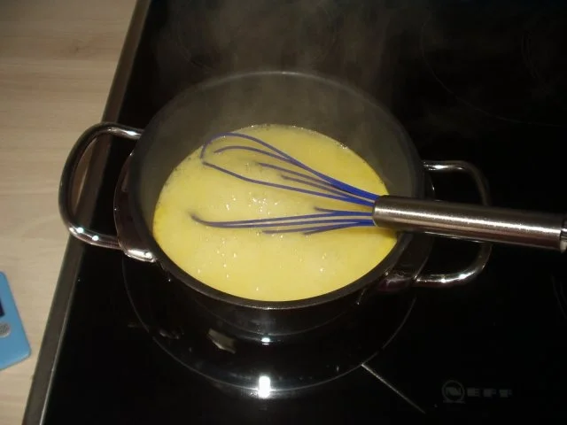 Rezept: Schmand-Orangen-Gugelhupf Bild Nr. 10 Schmand-Orangen-Gugelhupf - Rezept - Bild Nr. 10