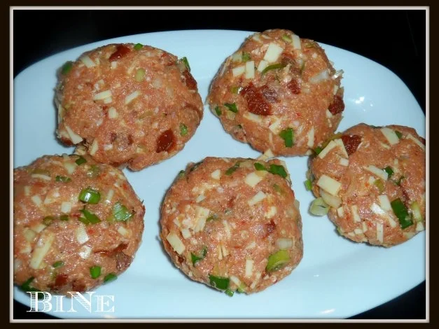 BiNe` S TOMATEN - KÆSEFRIKADELLE - Rezept - Bild Nr. 3