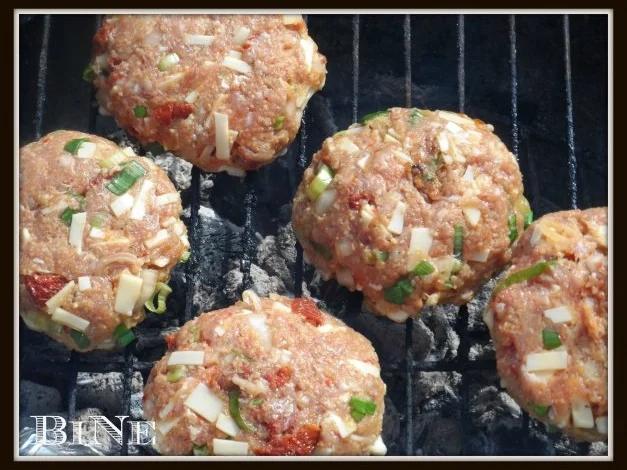 BiNe` S TOMATEN - KÆSEFRIKADELLE - Rezept - Bild Nr. 4