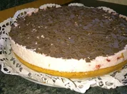 Biskuit-Erdbeer-Sahne-Torte - Rezept