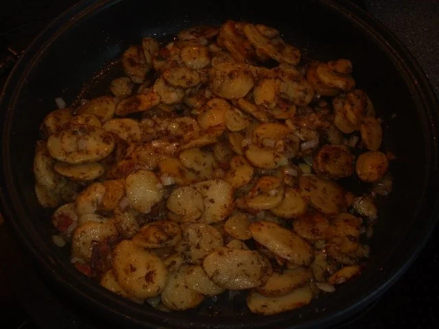 Bratkartoffelauflauf mit Bulettchen - Rezept - Bild Nr. 2