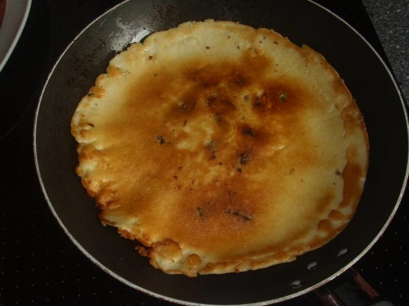 Rosinen Eierkuchen mit Eis und Schokososse - einfach - von Hoenowbear