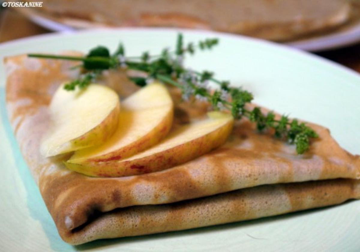 Tonka-Crepes mit Apfel-Karamell-Minz-Füllung - Rezept