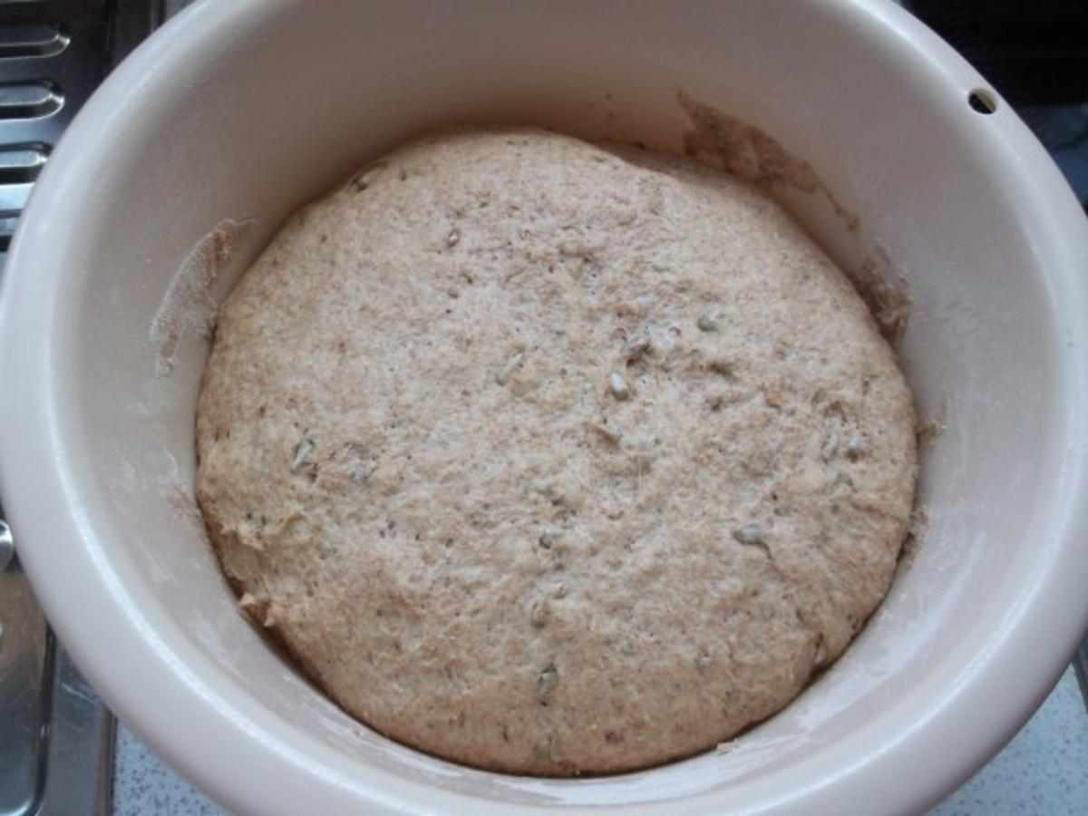 Sonnenblumenbrot - einfach - von conny60