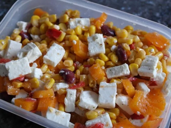 Rezept: Feta-Mais-Salat Feta-Mais-Salat - Rezept