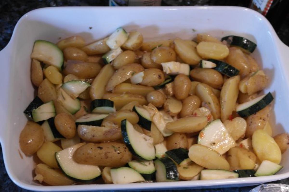 Marinierte Kartoffel-Zucchini-Beilage - Rezept