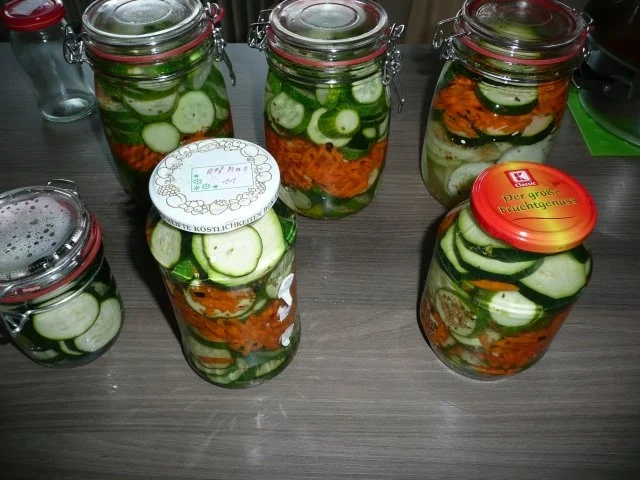 Einkochen : Gurken, Zucchini, Karotten. - Rezept