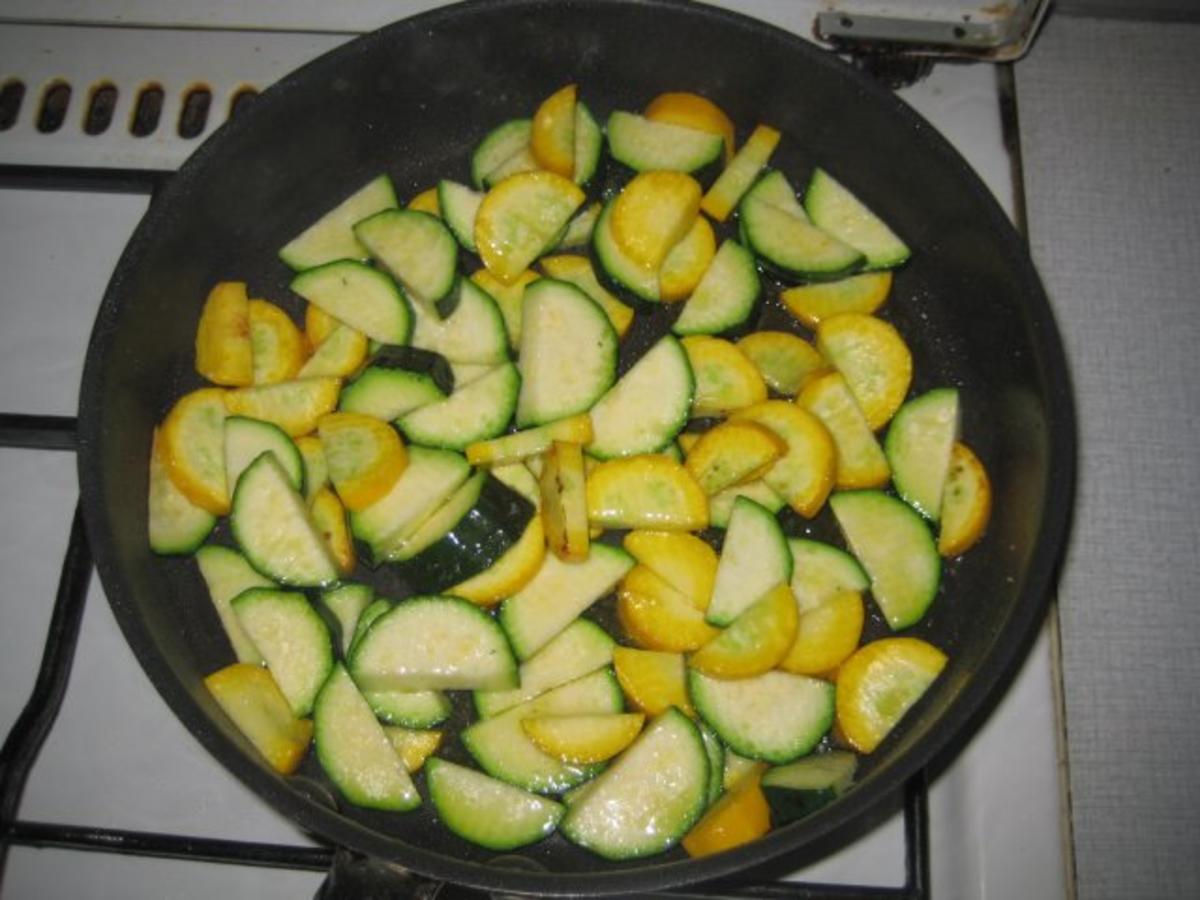 Zucchini-Mais-Omelette - Rezept - Bild Nr. 11