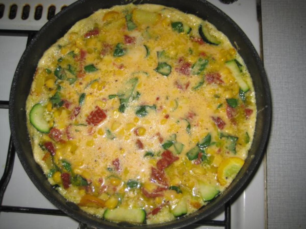 Zucchini-Mais-Omelette - Rezept - Bild Nr. 12