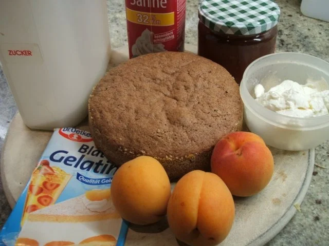 Rezept: Backen: Aprikosen-Frischkäse-Törtchen für die 16er-Form Bild Nr. 2 Backen: Aprikosen-Frischkäse-Törtchen für die 16er-Form - Rezept - Bild Nr. 2